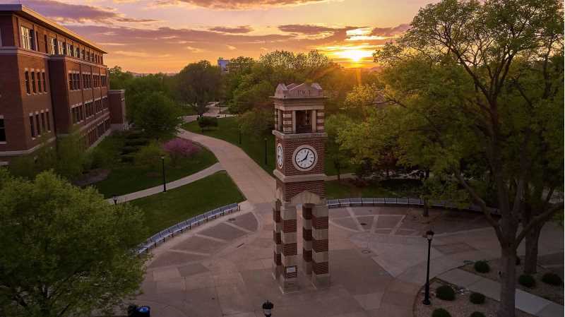 UW-La Crosse invites you to Summer Session 2023. Earn up to 12 credits with Summer Session!
