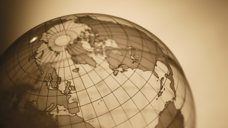 Clear Globe