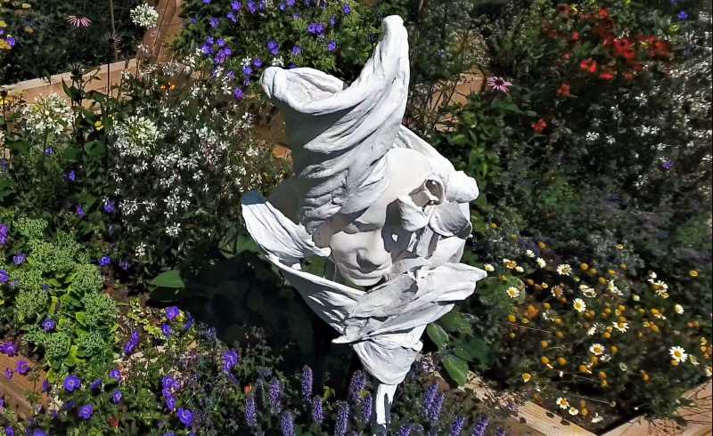 Jasmine Pradissitto, Flower Girl, sculpture created to absorb NOx pollution in the new bee garden at The Horniman Museum. Bees cannot find their pollinating flowers if there is too much pollution in the air.