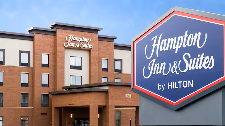 Hampton Inn & Suites Downtown La Crosse