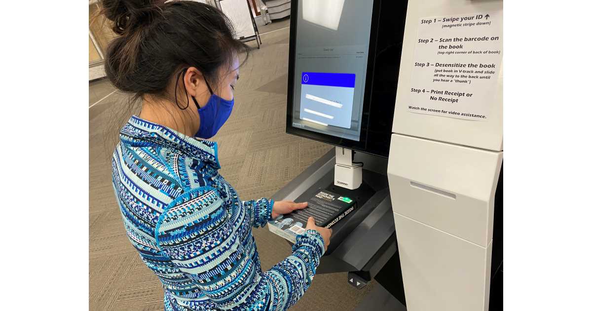 New Self-Checkout Machine - The Fine Print | UW-La Crosse