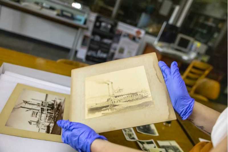 UWL’s extensive steamboat photo collection grew even more over the past two years with additions from three major collections.