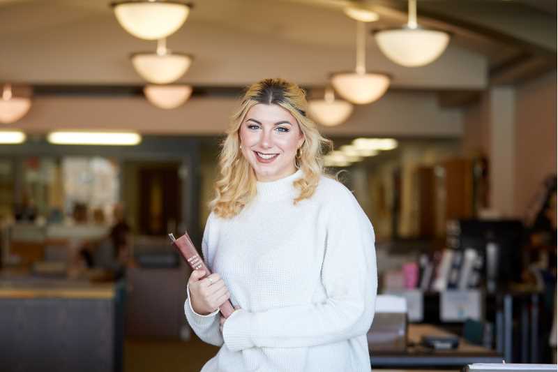 Elisabeth Primrose, student archivist in Special Collections/ARC from February 2019 until graduating in December 2020.