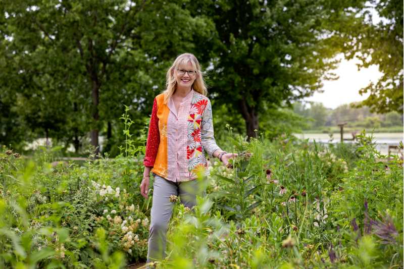 Jennifer Williams, UWL professor of art