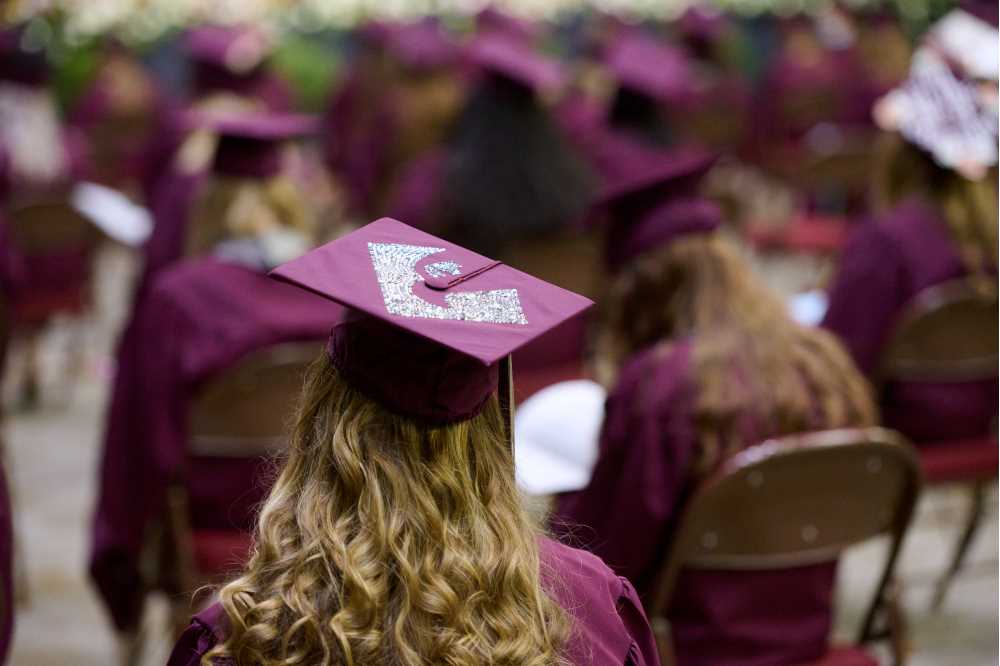 UWL commencement set for Sunday, May 15 Campus Connection UWLa Crosse