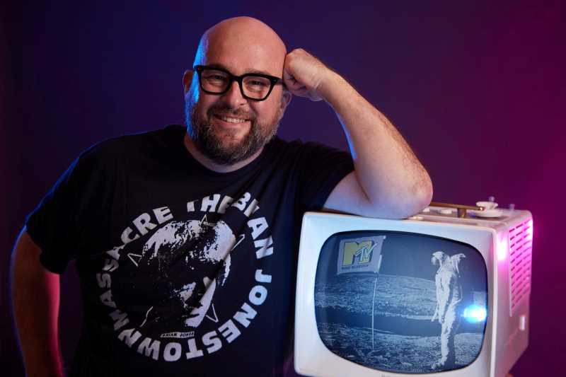 UWL History Professor Kenneth Shonk will present “Popular Music and Gender During the MTV Era.