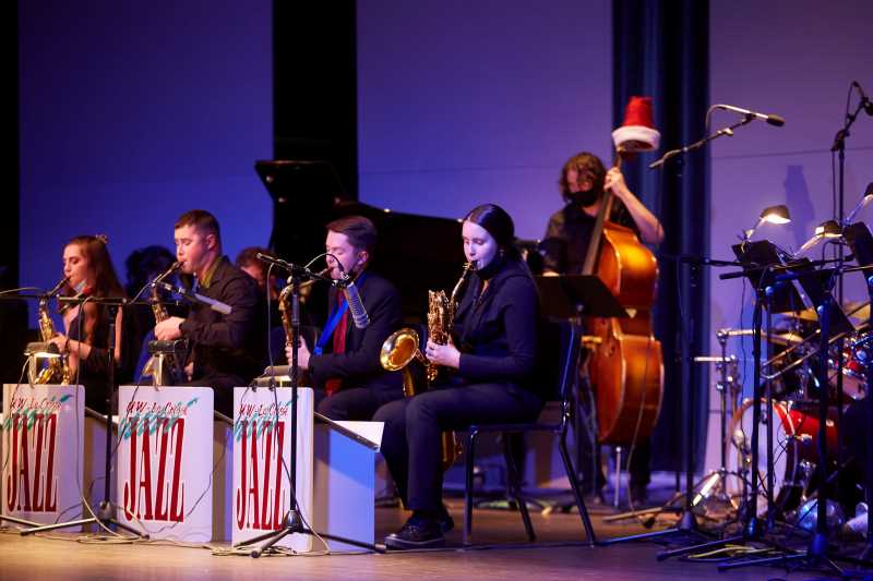 UW-La Crosse’s Annual Swinging Yuletide Concert is set for 7:30 p.m. Friday, Dec. 2, in the Bluffs in the UWL Student Union.