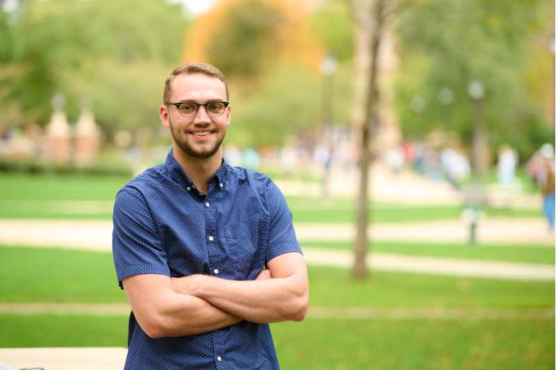 Dakota Lindgren, a transfer student majoring in marketing, says building connections is key to a successful transfer experience. 