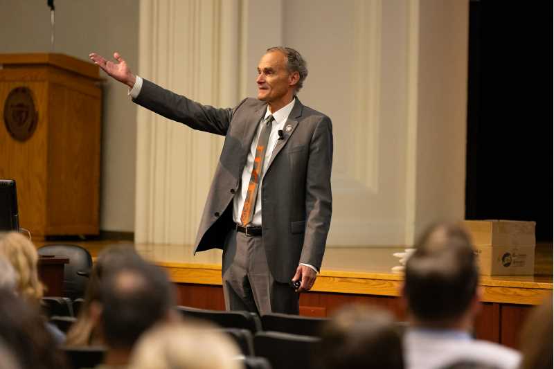 UW-La Crosse Chancellor Joe Gow on Wednesday announced his intention to step down at the conclusion of the 2023-24 academic year. Gow plans to transition into a faculty role starting in 2024-25. 