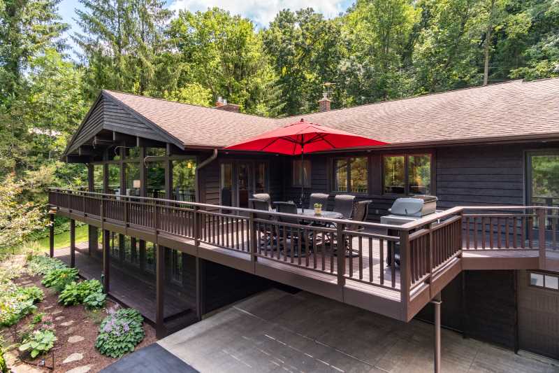 Hidden Hill Retreat, located 10 minutes for UWL's campus, was created when three UWL alumni wanted to find a way to stay connected to their beloved hometown of La Crosse. Now, the retreat is shared with guests visiting or returning to La Crosse.