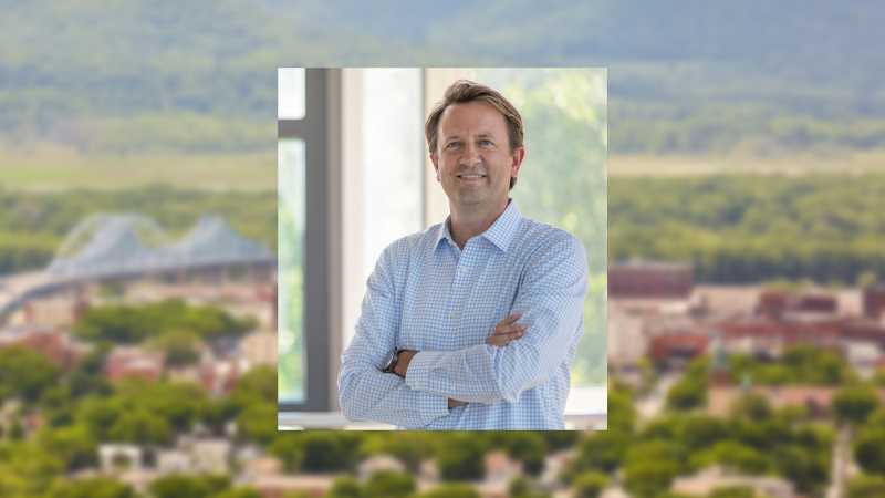 Brian Soller, ’96, was recently named the chief operating officer for Luna Innovations, a fiber optics company based in Roanoke, Virginia. 
