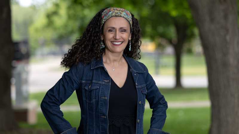 Victoria Calmes, associate professor of global cultures and languages, is the recipient of the 2026 Eagle Excellence in Academic Advising Award.