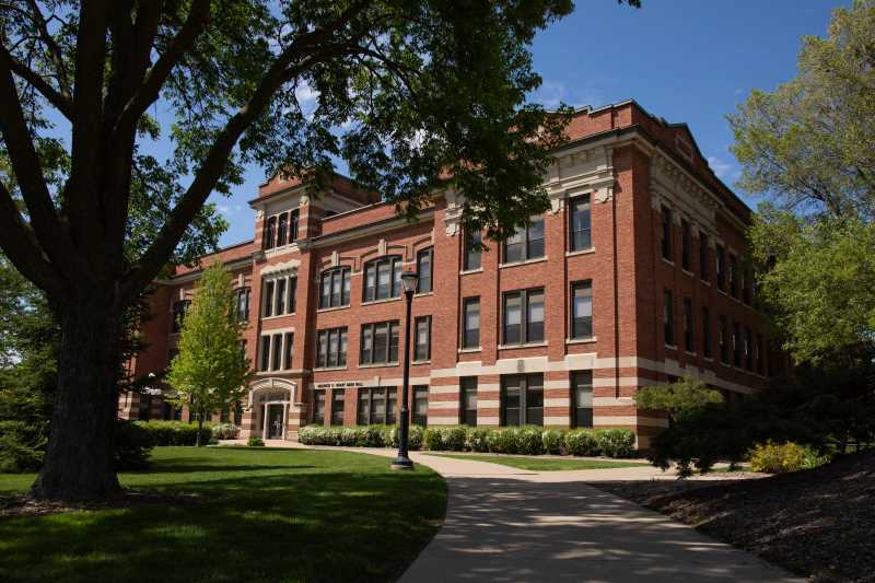 Six UWL faculty have received 2025 Eagle Teaching Excellence Awards. Faculty were nominated by students and selected by a university committee.