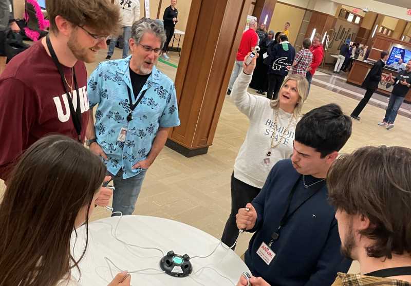 UWL students studying information systems and cybersecurity participate in the Federated Insurance I.S. College Fair.