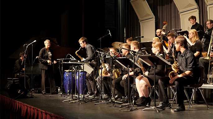 UWL Jazz Orchestra and Jazz Ensemble Director Karyn Quinn will lead her final concert Tuesday, April 18. Quinn is retiring after 27 years as a senior lecturer in the Music Department.
Read more →
