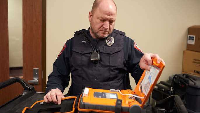 University Police Officer Dave Pehl led the push to bring 24 new AEDs to campus. Pehl will give a demonstration on how to use them Thursday, Feb. 9.
Read more →
