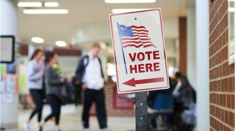 UWL students line up to vote in 2016. 
Read more →