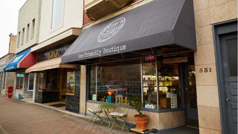 An interactive webinar will provide one-on-one consulting support for area small businesses to help them more effectively develop a business and financial strategy in response to COVID-19.
Read more →
