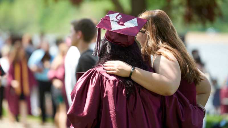 Commencement photos being taken at Riverside Park.
Read more →
