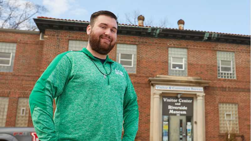 Ross Ramsey appreciates the small class sizes and interaction with faculty of UWL’s tourism emphasis. He hopes to land an internship either at a Wisconsin convention and visitors bureau, or a Midwestern amusement park.
Read more →
