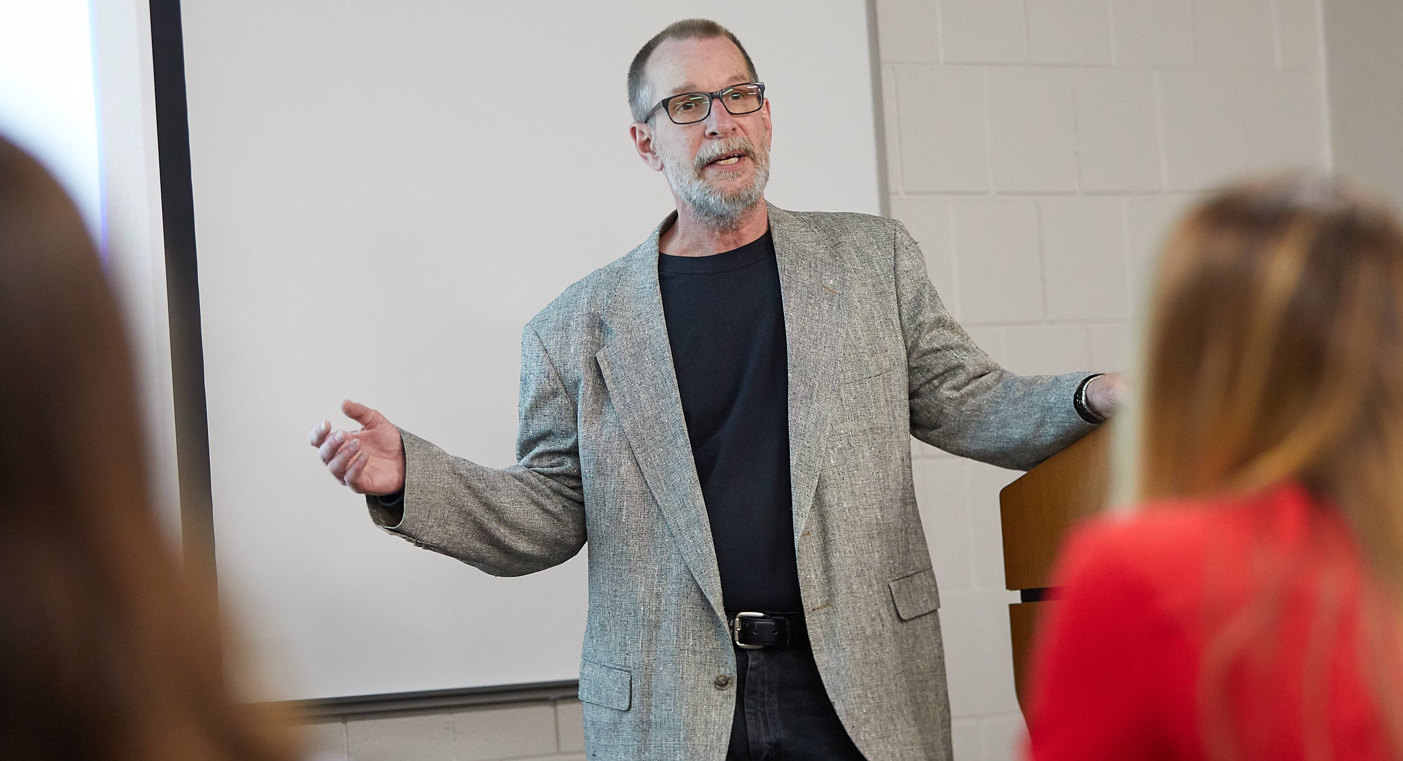 Stephen Brokaw lecturing in class. 