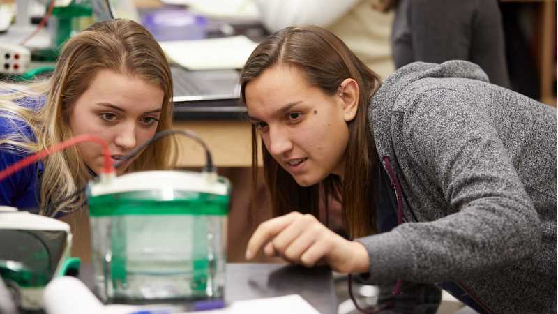 Seniors Tia Demers, left, and Leslie Scheurer work on purifying their protein during Chemistry 325: Fundamental Biochemistry. Through a course-embedded research project students are able to conduct important research in the class. 
Read more →
