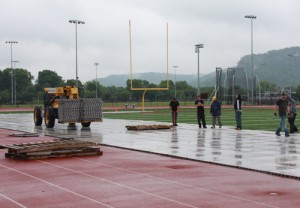 Workers prepare for freedom fest