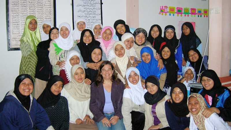 UWL faculty member Heather Linville, front center, was an English language fellow in Indonesia from 2006-2007. This summer Linville will return to assist universities interested in internationalization and using English as mode of instruction to reach broad international audiences.
Read more →
