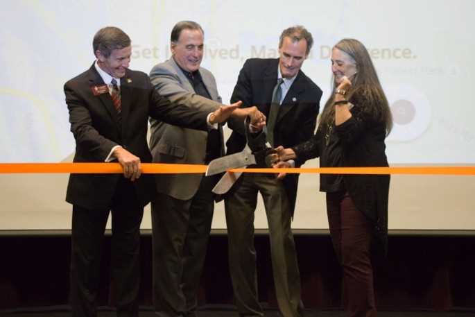 University leaders, along with the local United Way President, cut the ribbon as the official launch for ugetconnected
Read more →