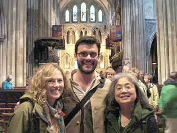 irelandW Cecilia Manrique with students in cathedral.