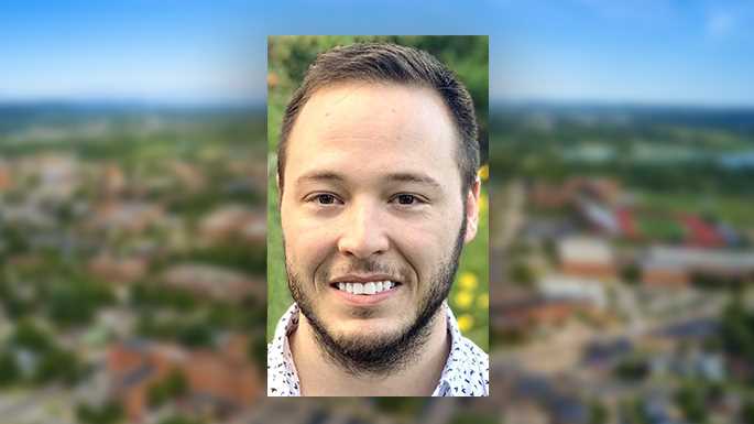 Jack Osness, a senior at UWL and a member of the Wisconsin National Guard, has been called to serve at the COVID-19 alternate care facility near Milwaukee.
Read more →