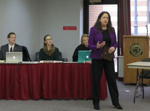 Rep. Jill Billings speaking at the floor of the UW-L Student Association meeting. 