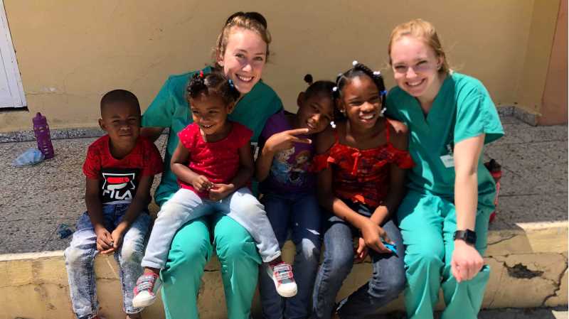 UWL pre-dental students Isabelle Kick and Amanda Wiebke spend time with kids in the community of Las Matas.
Read more →
