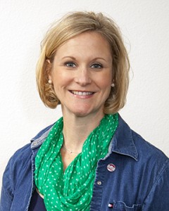 headshot image of Kelly Nowicki