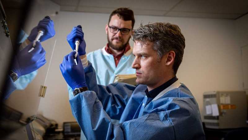Peter Thielen, front, works with Tom Mehoke on immediate sequencing of the SARS-CoV-2 genome, the virus that causes COVID-19, at the Johns Hopkins Hospital molecular diagnostics laboratory. Johns Hopkins APL / Ed Whitman
Read more →