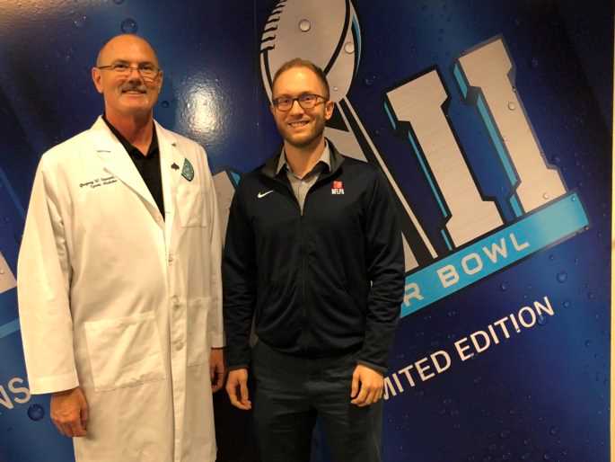 Andrew Zink, ’12, right, collaborates with Dr. Gregory Stewart from Tulane University and the NFL’s Player Care Foundation to put on a series of health screenings for current and former players during the Super Bowl festivities in Minneapolis.
Read more →
