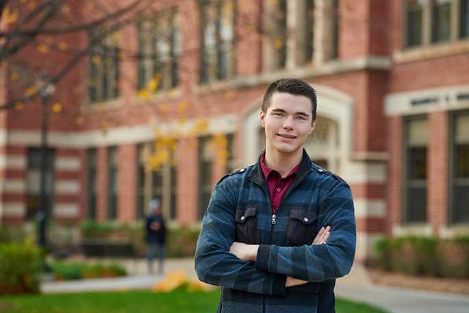 UWL senior Rob Waara is  the 2015 Richard L. Schlegel National Legion of Honor Award for an Emerging Activist.
Read more &rarr;
