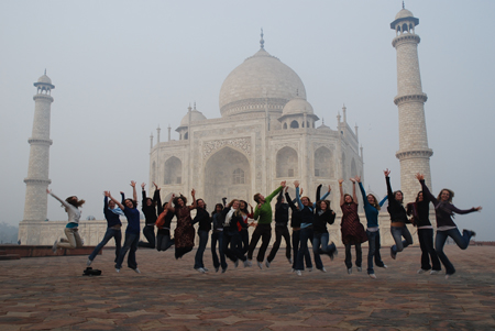 Students in front of the Taj Mahal