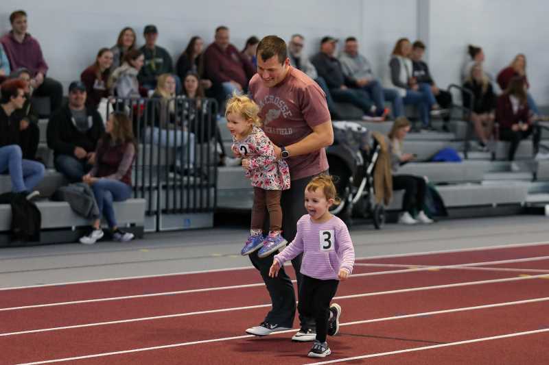 Alumni and current student-athletes came together for the UWL Track & Field Alumni Weekend in January.