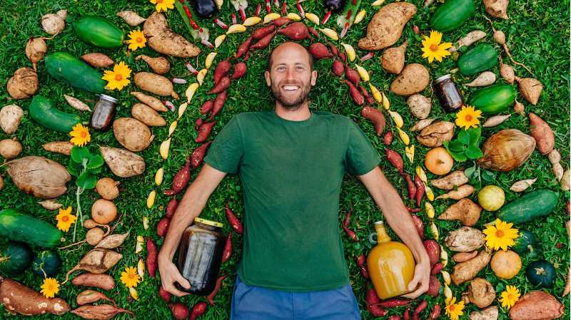 UWL alum Rob Greenfield is known for his attention-grabbing methods of promoting sustainability, including foraging for food and wearing a suit made of garbage. He will give a presentation about sustainable living at 7 p.m. Thursday, Sept. 8, in The Bluffs room in the Student Union. 