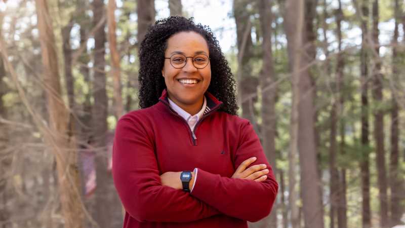 Tacara Lovings, '12, will receive the 2026 Parker Distinguished Alumni Award during an award presentation in April.