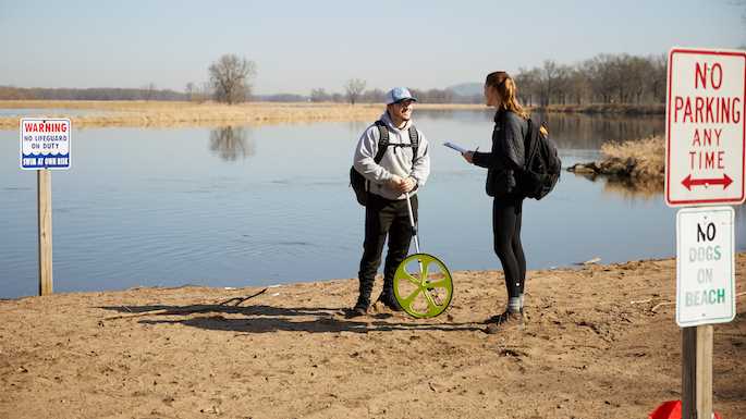 Students in REC 400: Planning for Parks & Recreation Facilities visit an area beach to assess inclusion for people with disabilities. 