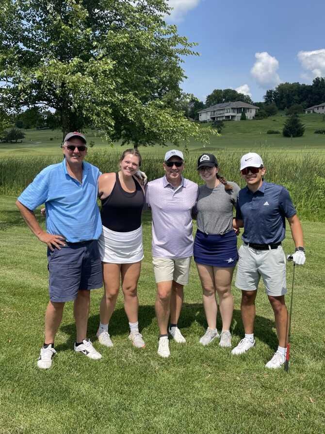 Slideshow image for Golf Outing 4