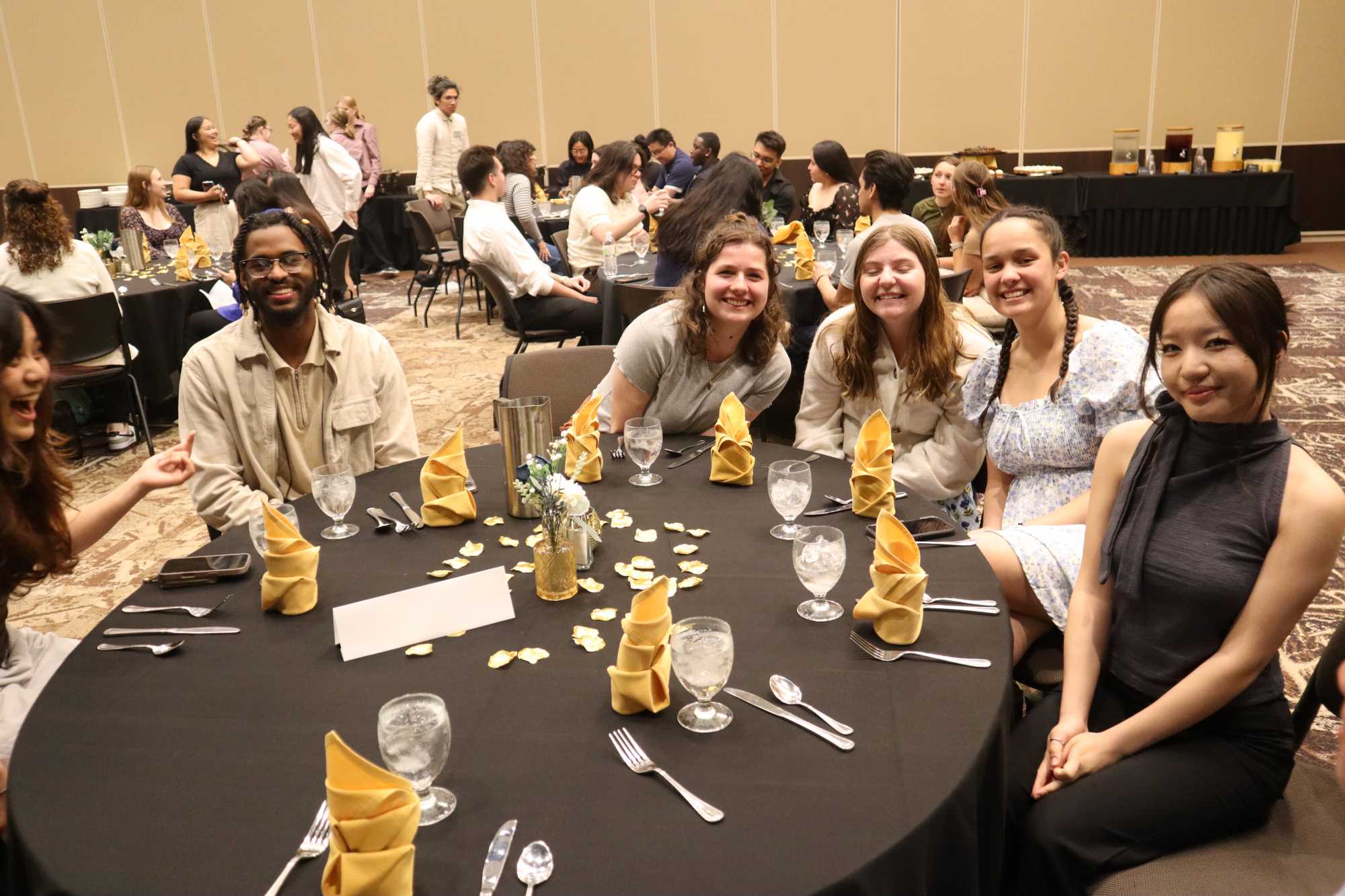 Diversity in STEM student organization (DiSTEM) at the MSO banquet. 