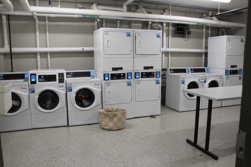 O White basement laundry.JPG