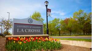 UWL Sign at campus north entrance